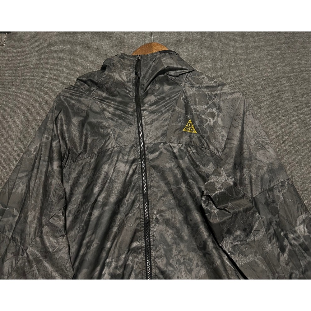 Nike ACG "Cinder Cone"  Allover Print Jacket Men's Size Small DC1243-010